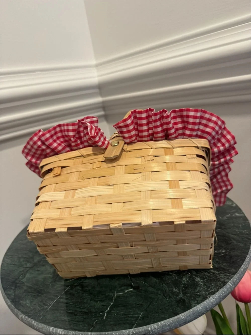 Teenyyou Mini Picnic Basket, Costume Accessory, Small Gingham Picnic Hamper
